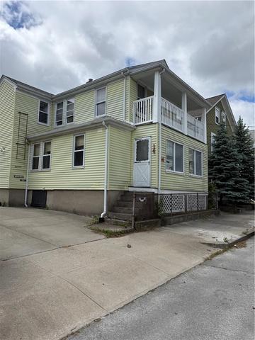 14 Park St, Central Falls, RI 02863