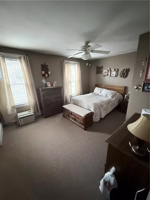 Bedroom - 154 Saint Agnes Ave, Woonsocket, RI 02895 photo 3 of 4