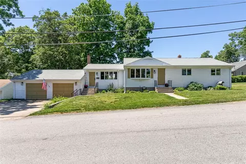 20 Terrace Ave, Cumberland, RI 02864