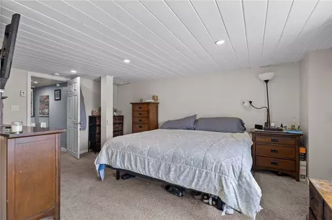Bedroom - 154 Mount Saint Charles Ave, Woonsocket, RI 02895 photo 3 of 7