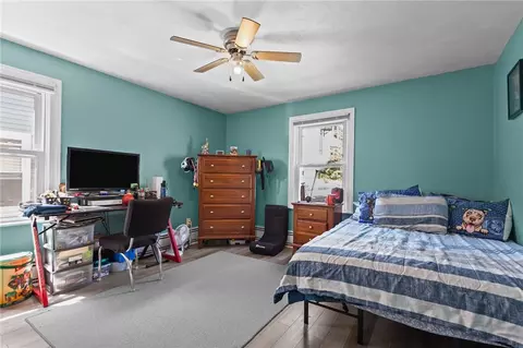 Bedroom - 154 Mount Saint Charles Ave, Woonsocket, RI 02895 photo 1 of 7