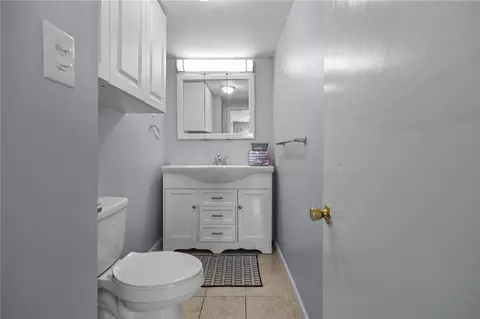 Bath - 154 Mount Saint Charles Ave, Woonsocket, RI 02895 photo 3 of 5