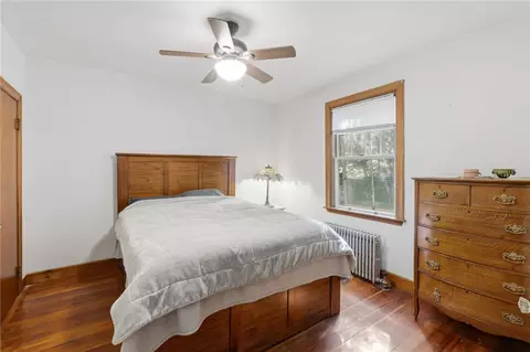 Bedroom - 203 Mount Saint Charles Ave, Woonsocket, RI 02895 photo 3 of 4