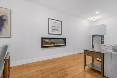 Entry Way - 4 Trinity Way, Johnston, RI 02919 photo 2 of 8