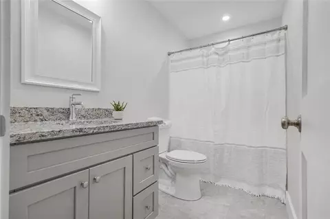 Bath - 4 Trinity Way, Johnston, RI 02919 photo 5 of 6