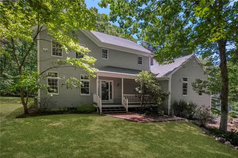 4 Stonecarry Way, East Greenwich, RI 02818