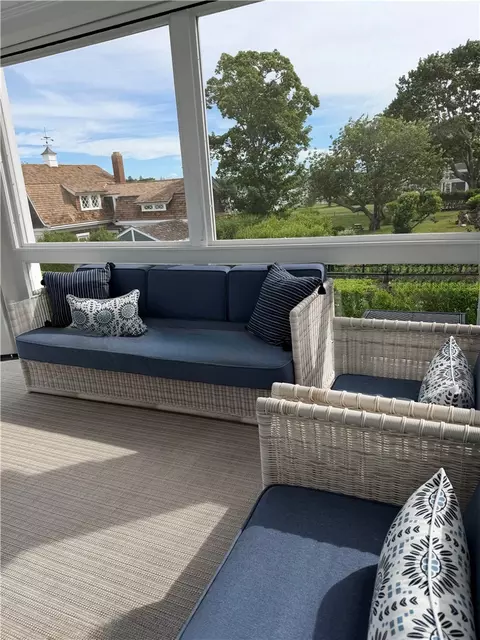 Exterior - 39 Avondale Rd, Westerly, RI 02891 photo 3 of 4