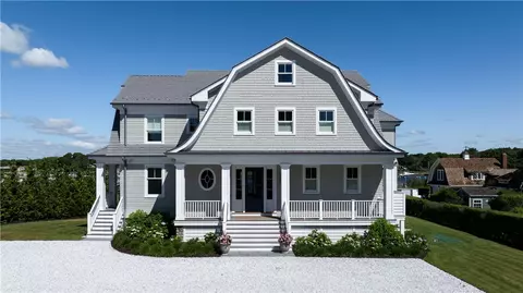 39 Avondale Rd, Westerly, RI 02891