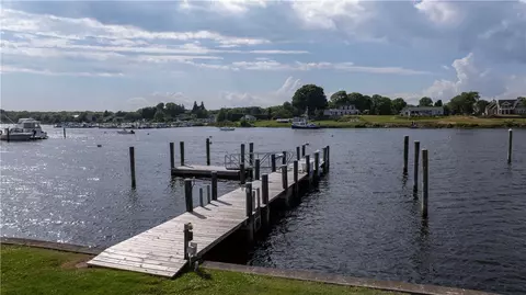 View/Area - 39 Avondale Rd, Westerly, RI 02891 photo 2 of 5