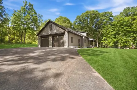 93 Sayles Hill Rd, North Smithfield, RI 02896
