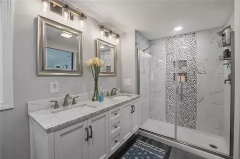 Bath - 252 Wolf Rock Rd, Exeter, RI 02822 photo 3 of 5