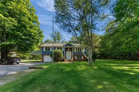 206 Rocky Hill Rd, Scituate, RI 02857