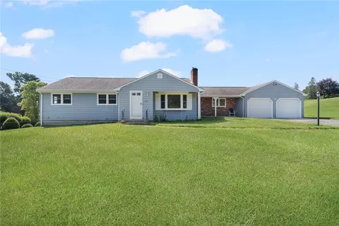 256 School St, Lincoln, RI 02865