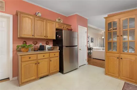 Kitchen - 8 King Philip Rd, Coventry, RI 02816 photo 5 of 6