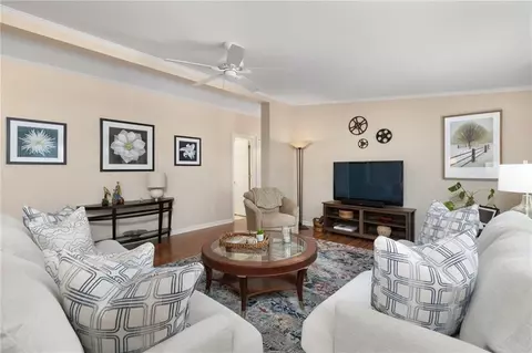 Living - 8 King Philip Rd, Coventry, RI 02816 photo 3 of 4