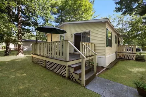 Exterior - 8 King Philip Rd, Coventry, RI 02816 photo 2 of 9
