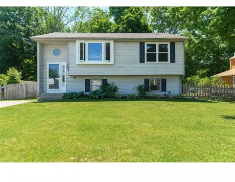 244 Samuel Gorton Ave, Warwick, RI 02889