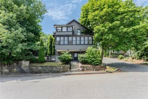 106 Bouvier Ave, Manville, RI 02838