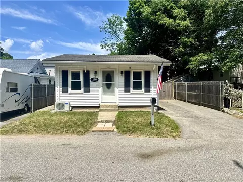 116 Ardway Ave, Warwick, RI 02889