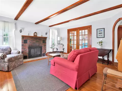 Living - 335 Eagle Peak Rd, Pascoag, RI 02859 photo 2 of 4