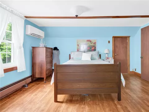 Bedroom - 335 Eagle Peak Rd, Pascoag, RI 02859 photo 3 of 5