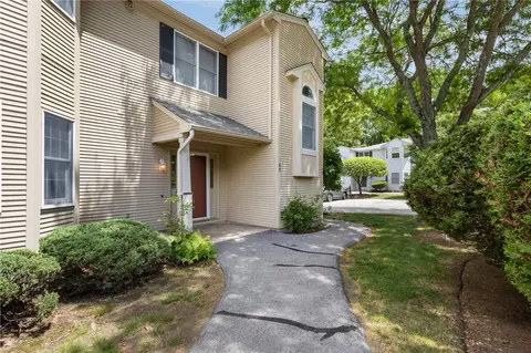 43 Trellis Dr #43, West Warwick, RI 02893