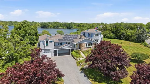 180 Clearview Rd, Charlestown, RI 02813