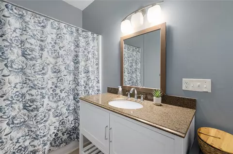 Bath - 243 Killingly St, Providence, RI 02909 photo 4 of 6