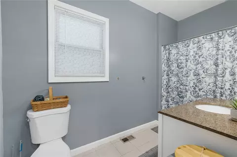 Bath - 243 Killingly St, Providence, RI 02909 photo 6 of 6