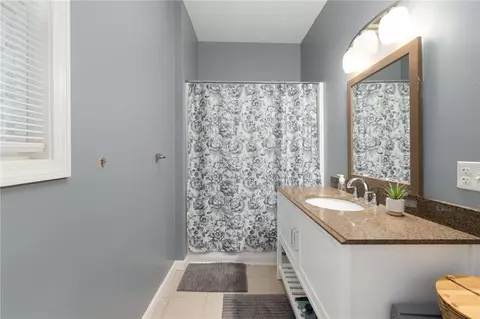 Bath - 243 Killingly St, Providence, RI 02909 photo 5 of 6