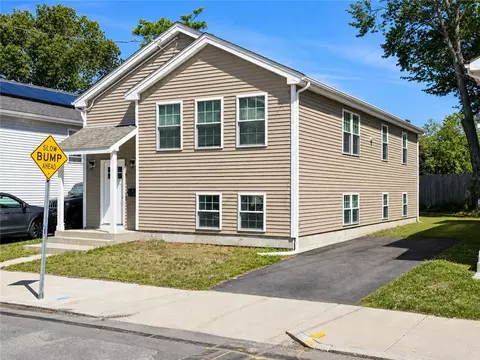 63 Chester Ave, Providence, RI 02907