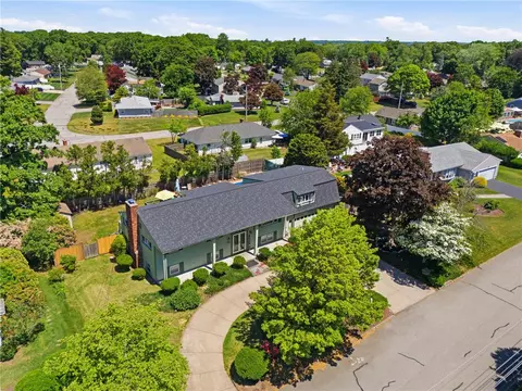 View/Area - 550 Algonquin Dr, Warwick, RI 02888 photo 1 of 5