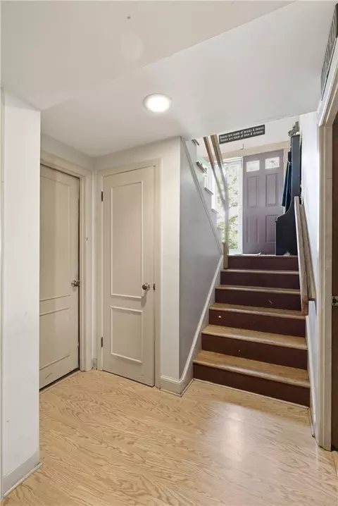 Entry Way - 550 Algonquin Dr, Warwick, RI 02888 photo 3 of 3