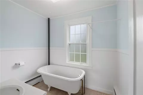 Bath - 36 Ledward Ave, Westerly, RI 02891 photo 4 of 4