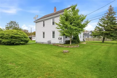 Exterior - 36 Ledward Ave, Westerly, RI 02891 photo 5 of 19