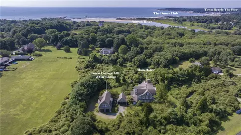 365 Boston Neck Rd, Narragansett, RI 02882