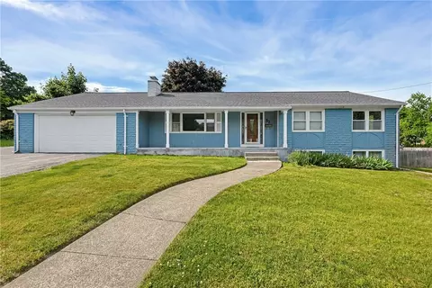 32 Brookfarm Rd, North Providence, RI 02904