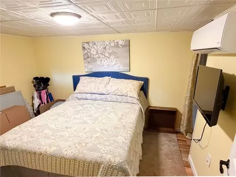 Bedroom - 36 Pine Tree Rd, Coventry, RI 02816 photo 6 of 6