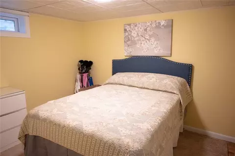 Bedroom - 36 Pine Tree Rd, Coventry, RI 02816 photo 4 of 6