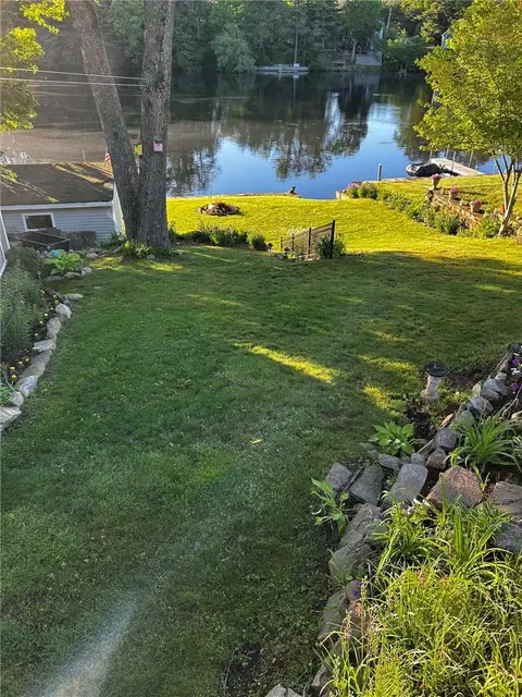 Exterior - 36 Pine Tree Rd, Coventry, RI 02816 photo 7 of 20