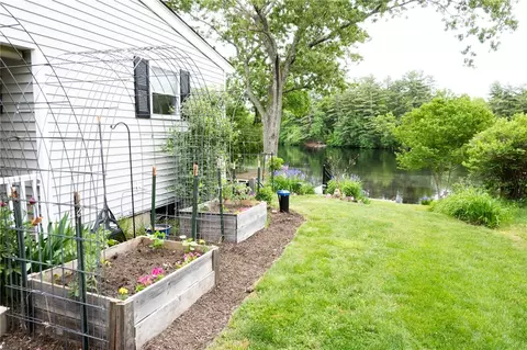 Exterior - 36 Pine Tree Rd, Coventry, RI 02816 photo 15 of 20