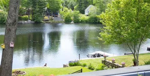 36 Pine Tree Rd, Coventry, RI 02816