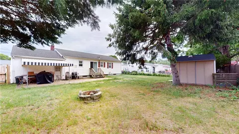 Exterior - 27 Amherst Rd, Warwick, RI 02889 photo 6 of 6