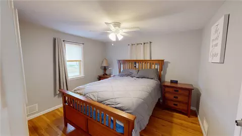 Bedroom - 27 Amherst Rd, Warwick, RI 02889 photo 6 of 8