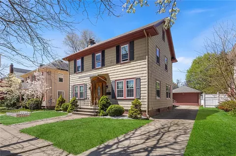 53 Cathedral Ave, Providence, RI 02908