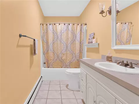 Bath - 167 Vernon Dr, Glocester, RI 02814 photo 1 of 3