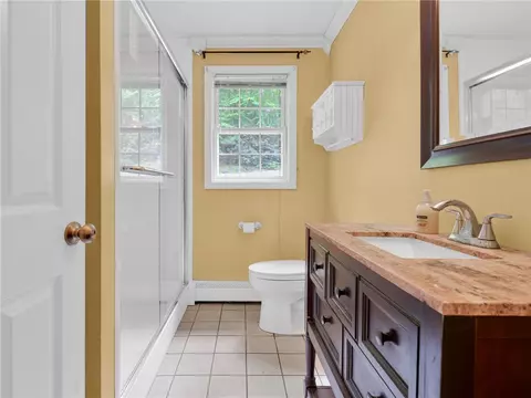 Bath - 167 Vernon Dr, Glocester, RI 02814 photo 2 of 3