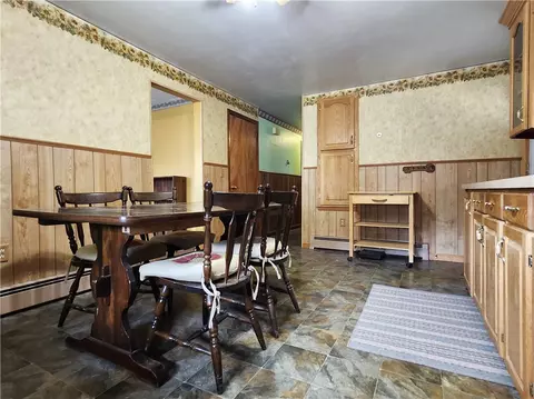 Dining - 7 Dell St, Coventry, RI 02816 photo 1 of 1