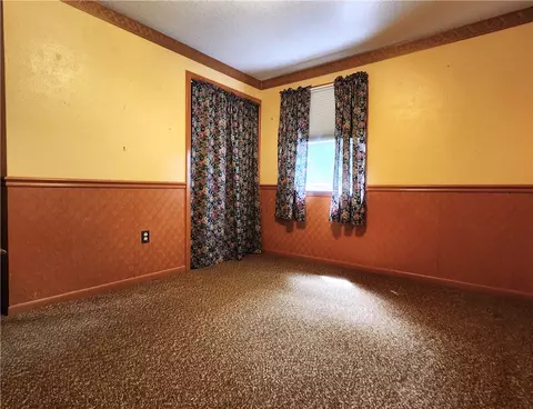 Bedroom - 7 Dell St, Coventry, RI 02816 photo 6 of 9