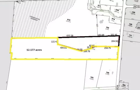 394 Lake Rd, Tiverton, RI 02878